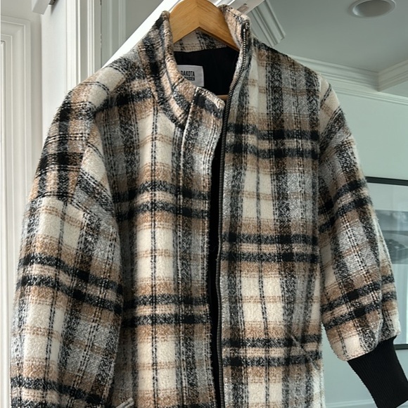 BB DAKOTA winter coat - Picture 4 of 8